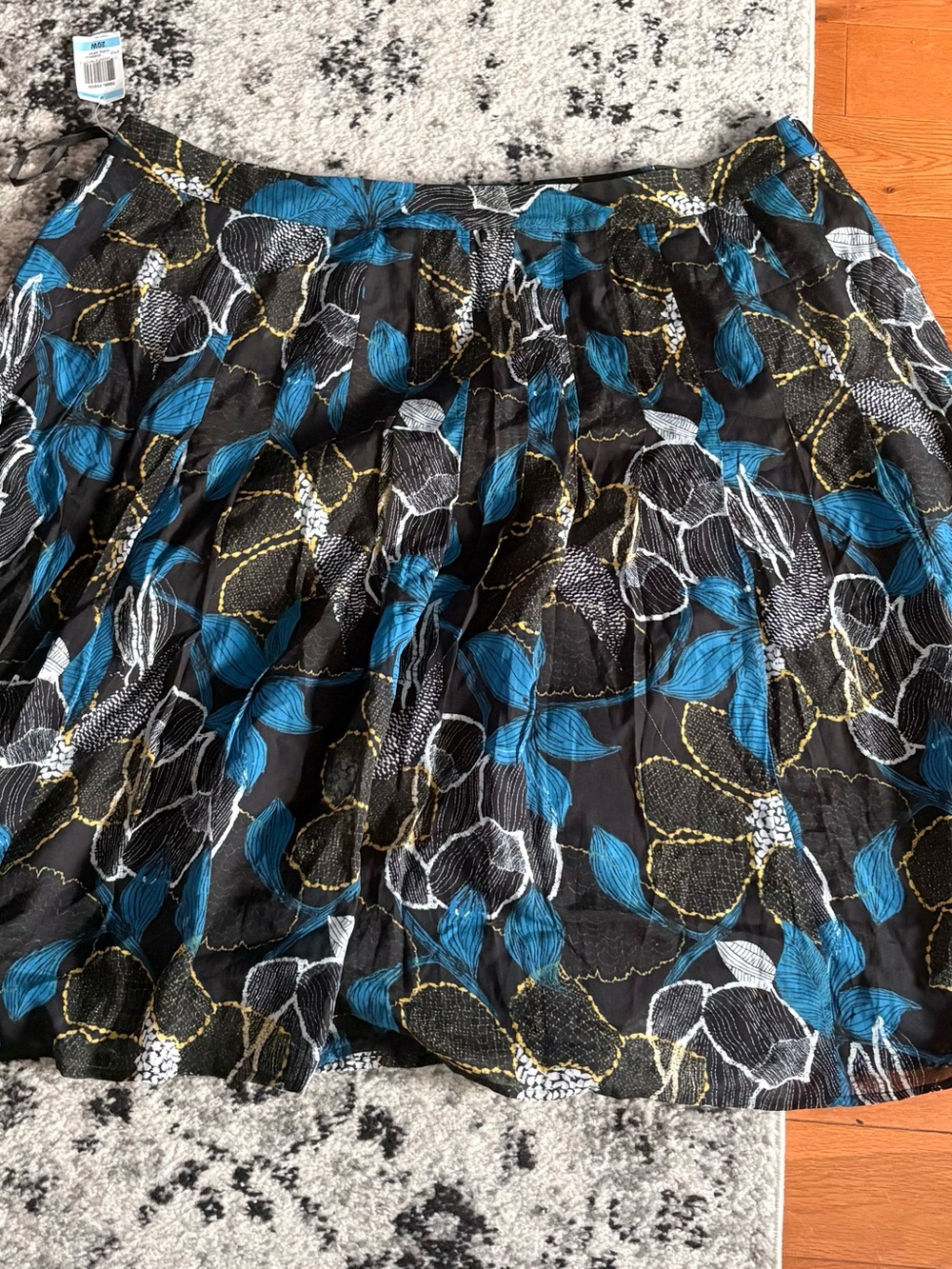 NWT Alfani Black Skirt with Blue & Yellow Floral Print - Plus Size 20W